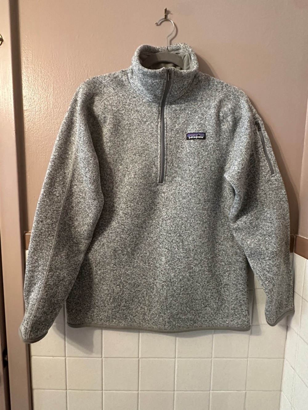 Patagonia Men’s Heather Gray Quarter-Zip Fleece Pullover